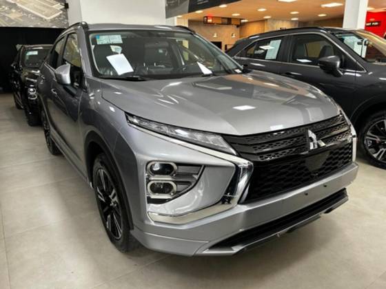 MITSUBISHI ECLIPSE CROSS 1.5 MIVEC TURBO GASOLINA HPE CVT MITSUBISHI ECLIPSE CROSS 1.5 MIVEC TURBO GASOLINA HPE CVT